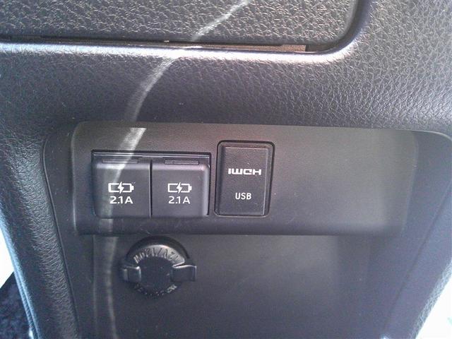 ヴォクシー ハイブリッドＺＳ　煌ＩＩＩ　フルセグ　メモリーナビ　後席モニター　バックカメラ　衝突被害軽減システム　ＥＴＣ　ドラレコ　乗車定員７人　３列シート　ワンオーナー　記録簿（14枚目）