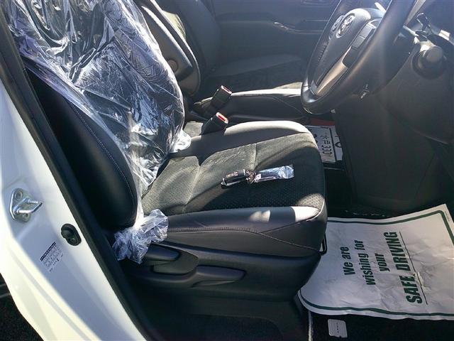 ヴォクシー ハイブリッドＺＳ　煌ＩＩＩ　フルセグ　メモリーナビ　後席モニター　バックカメラ　衝突被害軽減システム　ＥＴＣ　ドラレコ　乗車定員７人　３列シート　ワンオーナー　記録簿（22枚目）