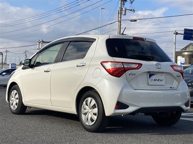 ヴィッツ ジュエラ　フルセグ　メモリーナビ　バックカメラ　衝突被害軽減システム　ＥＴＣ　ＬＥＤヘッドランプ　記録簿　アイドリングストップ（3枚目）