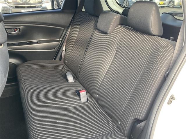 ヴィッツ ジュエラ　フルセグ　メモリーナビ　バックカメラ　衝突被害軽減システム　ＥＴＣ　ＬＥＤヘッドランプ　記録簿　アイドリングストップ（12枚目）