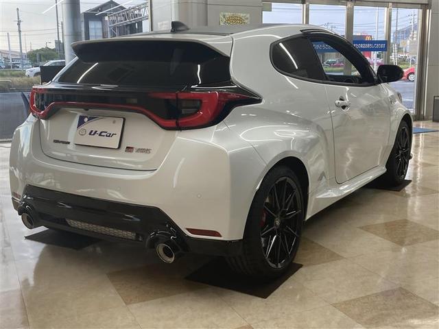 ＧＲヤリス ＲＺ　ハイパフォーマンス　フルセグ　バックカメラ　衝突被害軽減システム　ＥＴＣ　ドラレコ　ワンオーナー　記録簿（5枚目）