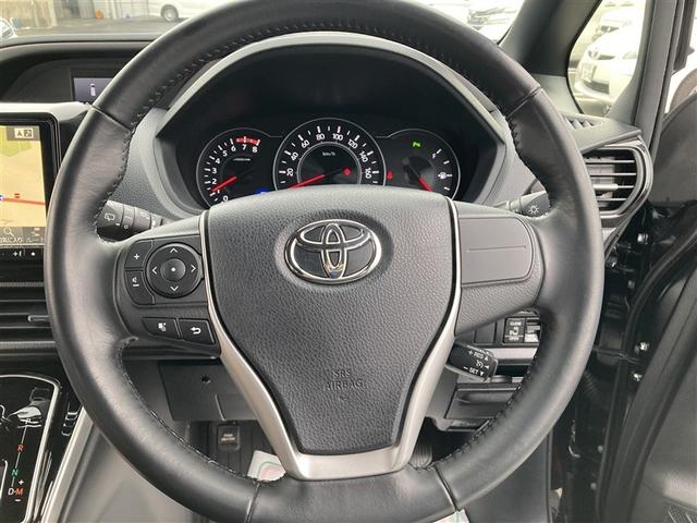 ヴォクシー ＺＳ　フルセグ　メモリーナビ　後席モニター　バックカメラ　衝突被害軽減システム　ＥＴＣ　ドラレコ　乗車定員７人　３列シート　ワンオーナー　記録簿（19枚目）