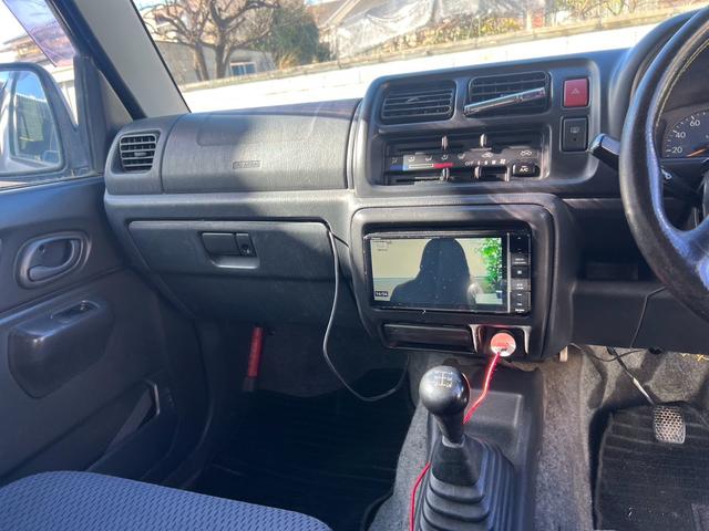 SUZUKI JIMNY XC | 2003 | SILVER | 150000 km | details SUZUKI JIMNY XC | 2003 | SILVER | 150000 km | details