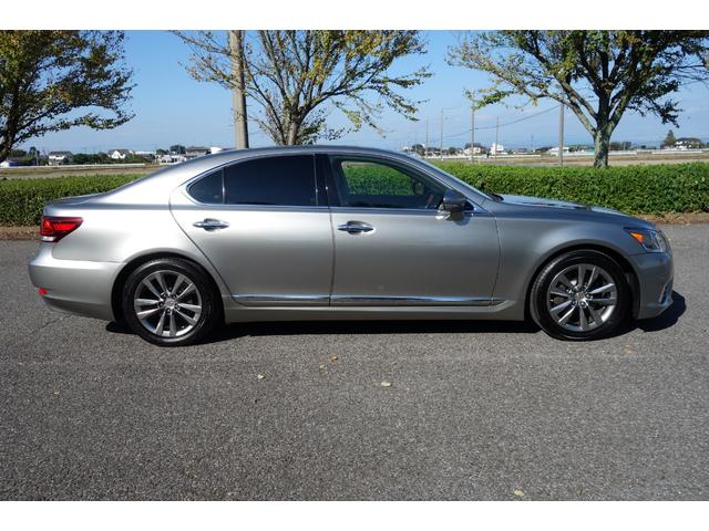 LS LS460 バージョンC Iパッケージ 禁煙 新品タイヤ 前車追従レーダークルーズ レーンキープLKA リモコン遠隔エンジンスターター カードキー スマートキー2本 デジタルインナーミラー 前後ドラレコ LEDヘッドライド シートACH(3枚目)