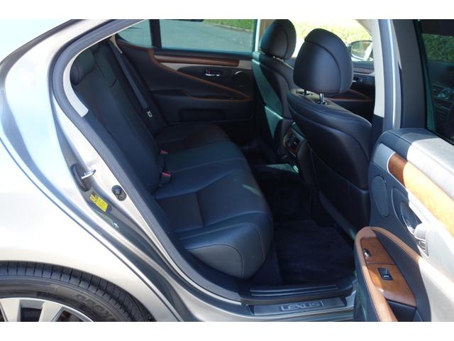 LS LS460 バージョンC Iパッケージ 禁煙 新品タイヤ 前車追従レーダークルーズ レーンキープLKA リモコン遠隔エンジンスターター カードキー スマートキー2本 デジタルインナーミラー 前後ドラレコ LEDヘッドライド シートACH(39枚目)