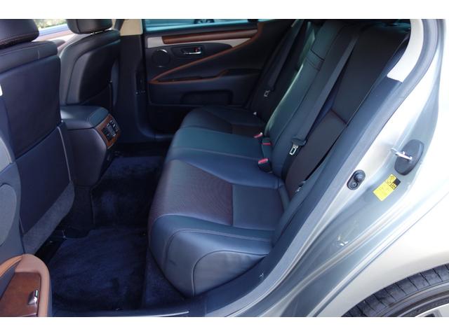 LS LS460 バージョンC Iパッケージ 禁煙 新品タイヤ 前車追従レーダークルーズ レーンキープLKA リモコン遠隔エンジンスターター カードキー スマートキー2本 デジタルインナーミラー 前後ドラレコ LEDヘッドライド シートACH(42枚目)