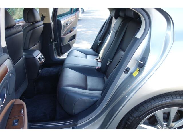 LS LS460 バージョンC Iパッケージ 禁煙 新品タイヤ 前車追従レーダークルーズ レーンキープLKA リモコン遠隔エンジンスターター カードキー スマートキー2本 デジタルインナーミラー 前後ドラレコ LEDヘッドライド シートACH(43枚目)