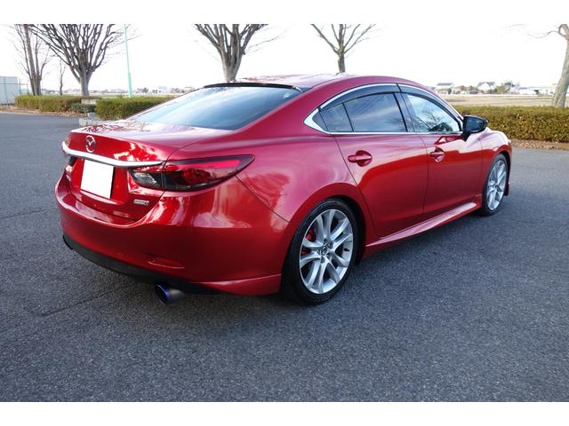 アテンザセダン ＸＤ　１年保証　６ＭＴ　社外マフラー　ＴＥＩＮ車高調　エアクリ　３連メーター　禁煙　純正１９インチアルミ　クルーズコントロール　純正ナビ　ブルーツース　ＤＶＤ再生　フルセグＴＶ　ＥＴＣ　ヘッドアップＤＳＰ（13枚目）