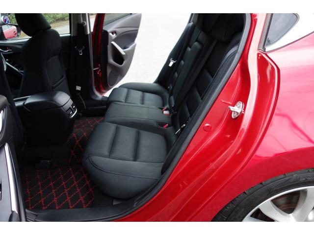 アテンザセダン ＸＤ　１年保証　６ＭＴ　社外マフラー　ＴＥＩＮ車高調　エアクリ　３連メーター　禁煙　純正１９インチアルミ　クルーズコントロール　純正ナビ　ブルーツース　ＤＶＤ再生　フルセグＴＶ　ＥＴＣ　ヘッドアップＤＳＰ（52枚目）