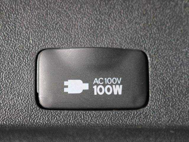 ハイエースワゴン ＧＬ　○フロントスポイラー○オーバーフェンダー○シートカバー○ＬＥＤテール○ＬＥＤハイマウントストップランプ○フットパネル○７インチナビ○ＥＴＣ○トーヨーホワイトレタータイヤ○ローダウン１インチ●オリジナル（6枚目）