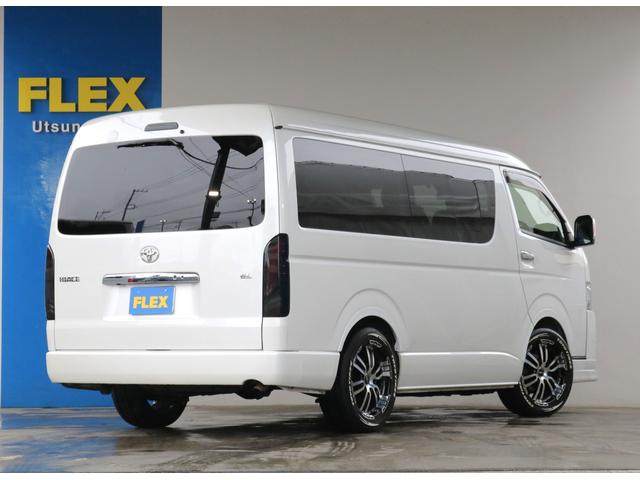 ハイエースワゴン ＧＬ　○フロントスポイラー○オーバーフェンダー○シートカバー○ＬＥＤテール○ＬＥＤハイマウントストップランプ○フットパネル○７インチナビ○ＥＴＣ○トーヨーホワイトレタータイヤ○ローダウン１インチ●オリジナル（42枚目）