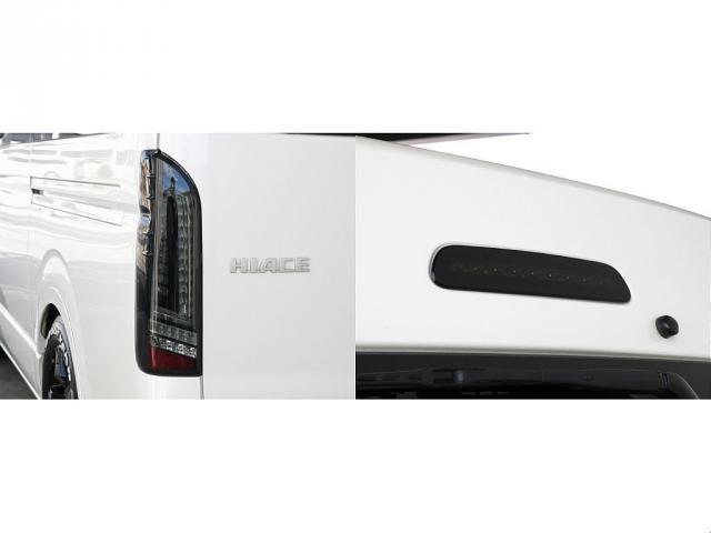 ハイエースワゴン ＧＬ　○内装架装○シートカバー○ナスカータイヤ○ボンネット○ウインカーミラー○ローダウン○オーバーフェンダー○ＬＥＤテール○７インチナビ○ＥＴＣ○サブモニター○後席フリップダウン○インテリアパネルセット○○（18枚目）