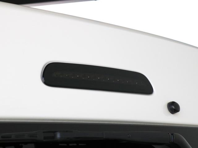 ハイエースワゴン ＧＬ　○内装架装○シートカバー○ナスカータイヤ○ボンネット○ウインカーミラー○ローダウン○オーバーフェンダー○ＬＥＤテール○７インチナビ○ＥＴＣ○サブモニター○後席フリップダウン○インテリアパネルセット○○（33枚目）