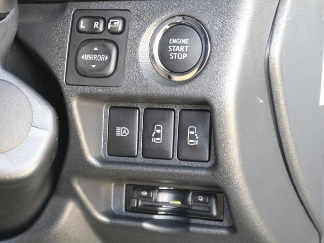 ハイエースバン スーパーＧＬ　ダークプライムＩＩ　○ＲＥクラシック丸目キット○ＴＲＤフルエアロ○リアスポイラー○シートカバー○オリジナル特注・アームレストセット○ベッドキット○ビッグＸ・ＥＴＣ・フリップダウンモニター・連動ドラレコ○ドアミラー自動格納（5枚目）