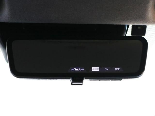 ハイエースバン ロングスーパーGL 〇フロントリップ〇TRDフルエアロ〇ヨコハマタイヤ〇ローダウン2インチ〇LEDテールランプ〇社外ベッドキット〇社外インテリアパネルセット〇アルパイン7インチナビ〇ビルトインETC○ガッツミラーボディ同(14枚目)