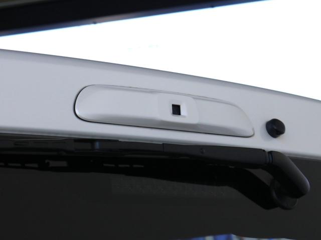 ハイエースバン ロングスーパーGL 〇フロントリップ〇TRDフルエアロ〇ヨコハマタイヤ〇ローダウン2インチ〇LEDテールランプ〇社外ベッドキット〇社外インテリアパネルセット〇アルパイン7インチナビ〇ビルトインETC○ガッツミラーボディ同(44枚目)