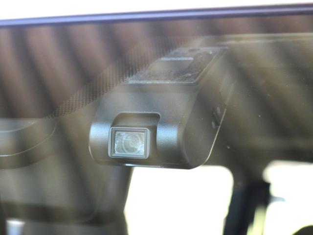 ハイエースバン ロングスーパーGL 〇フロントリップ〇TRDフルエアロ〇ヨコハマタイヤ〇ローダウン2インチ〇LEDテールランプ〇社外ベッドキット〇社外インテリアパネルセット〇アルパイン7インチナビ〇ビルトインETC○ガッツミラーボディ同(72枚目)