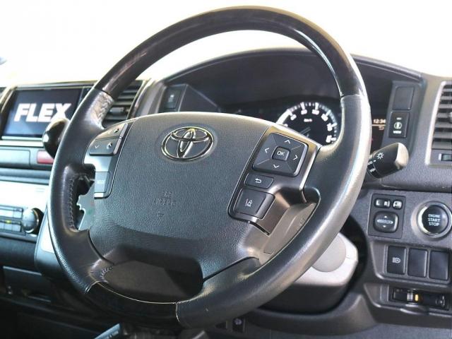 ハイエースバン スーパーＧＬ　ダークプライムＩＩ　○ローダウン２インチ○グッドイヤーナスカータイヤ○オリジナルフロントスポイラー○７インチワイドナビ○ＥＴＣ２．０○フィルム施工○エンジンルームフェリソニ施工○エンジンルームカバー○オリジナルベッドキッ（6枚目）