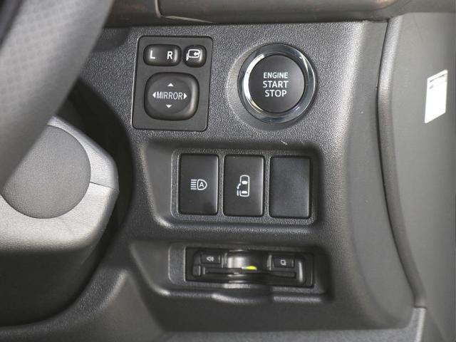 ハイエースバン ロングＧＬ　●フローリング施工●インテリアパネル●オバフェン●グッドイヤーナスカータイヤ●アルパイン１１インチナビ●フリップダウンモニター●ＬＥＤテール●●シートカバー●ＺＥＲＯワゴンベッドキット●フロントリップ（7枚目）