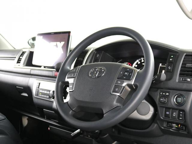 ハイエースワゴン ＧＬ　オーバーフェンダー・ＬＥＤテールランプ・アルパインビックＸナビ・１２．８フリップダウンモニター・ＨＤＭＩ・ＵＳＢポート・ルーフスピーカー・内装ファミリア・１６インチホイール・グッドイヤーナスカータイヤ（6枚目）