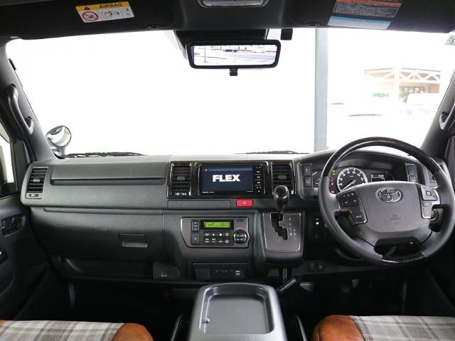 ハイエースバン スーパーＧＬ　ダークプライムＩＩ　インナーブラック塗装・ＴＲＤフロントスポイラー・ＬＥＤテールランプ・網エース・ボンネットスムージング・シートカバー・フローリング施工・社外２段ベットキット・カーメイトサイドバー・純正エンジンスターター（3枚目）