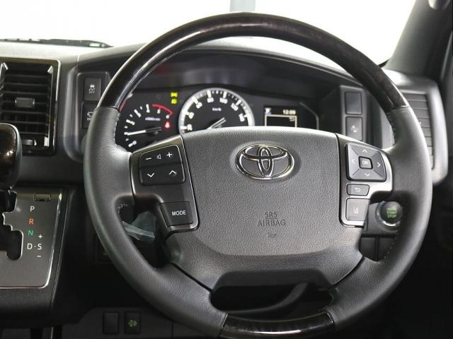 ハイエースバン スーパーＧＬ　ダークプライムＩＩ　インナーブラック塗装・ＴＲＤフロントスポイラー・ＬＥＤテールランプ・網エース・ボンネットスムージング・シートカバー・フローリング施工・社外２段ベットキット・カーメイトサイドバー・純正エンジンスターター（5枚目）