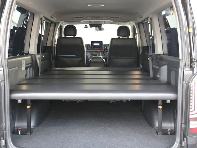 ハイエースバン スーパーGL ダークプライム メッキパーツ各マットブラック塗装・LEDテールランプ・フロントスポイラー・ハイマウントストップランプ・オリジナルオーバーフェンダー・オリジナル16インチアルミホイール・トーヨーオープンカントリータイヤ(68枚目)