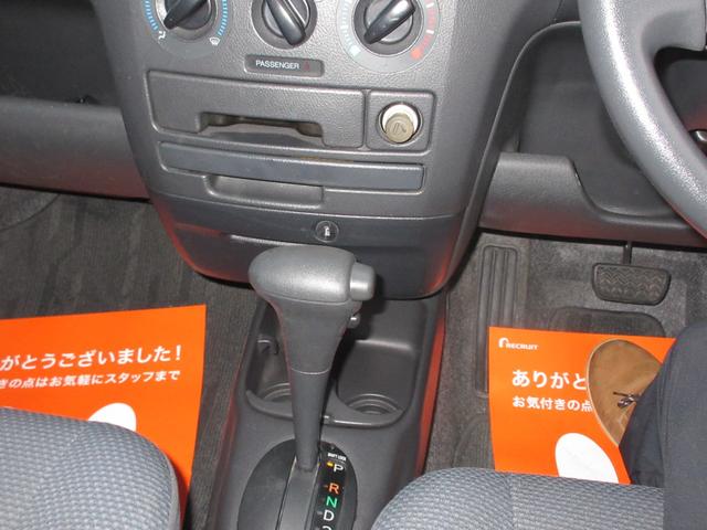 サクシードバン ＵＬ　ＡＴ　エアコン　パワーウィンドウ　運転席エアバッグ　助手席エアバッグ（5枚目）
