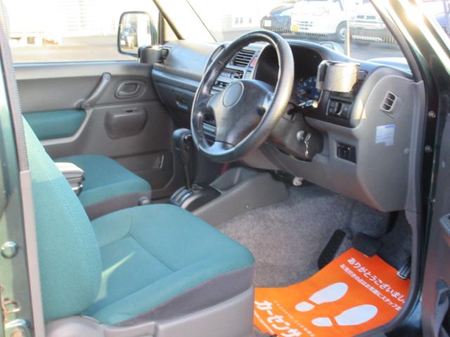 ジムニー ランドベンチャー　４ＷＤ　キーレスエントリー　ＡＴ　ＡＢＳ　ＣＤ　ＭＤ　アルミホイール　衝突安全ボディ　エアコン　パワーウィンドウ（2枚目）