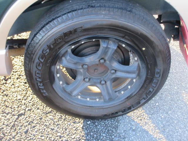 ジムニー ランドベンチャー　４ＷＤ　キーレスエントリー　ＡＴ　ＡＢＳ　ＣＤ　ＭＤ　アルミホイール　衝突安全ボディ　エアコン　パワーウィンドウ（16枚目）