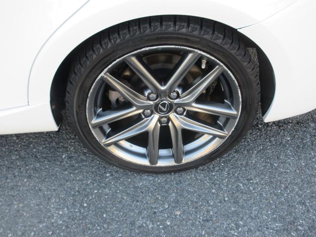 ＩＳ ＩＳ２００ｔ　Ｆスポーツ　ＥＴＣ　クリアランスソナー　オートクルーズコントロール　バックカメラ　ナビ　ＴＶ　アルミホイール　ＨＩＤ　ＡＴ　シートヒーター　スマートキー　アイドリングストップ　盗難防止システム　パワーシート　ＣＤ（19枚目）