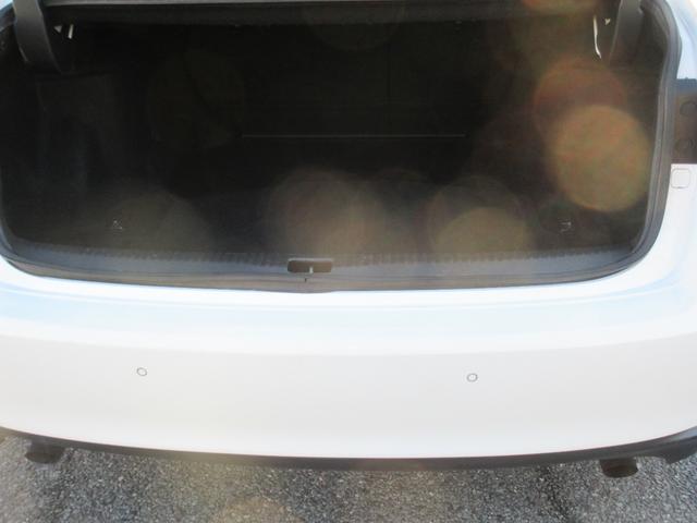 ＩＳ ＩＳ２００ｔ　Ｆスポーツ　ＥＴＣ　クリアランスソナー　オートクルーズコントロール　バックカメラ　ナビ　ＴＶ　アルミホイール　ＨＩＤ　ＡＴ　シートヒーター　スマートキー　アイドリングストップ　盗難防止システム　パワーシート　ＣＤ（20枚目）