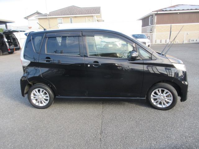 デイズ ハイウェイスター　Ｘ　バックカメラ　ＴＶ　ＨＩＤ　スマートキー　アイドリングストップ　ベンチシート　ＣＶＴ　盗難防止システム　ＡＢＳ　ＣＤ　ＤＶＤ再生　ＵＳＢ　Ｂｌｕｅｔｏｏｔｈ　アルミホイール　衝突安全ボディ　エアコン（11枚目）