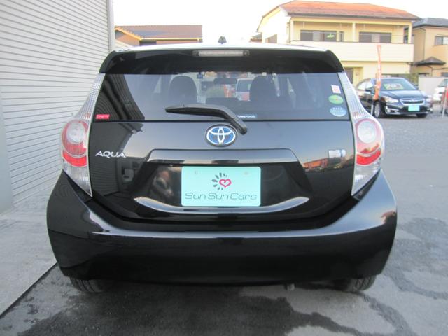 アクア Ｇブラックソフトレザーセレクション　純正ナビ　Ｂカメラ　スマートキー２個　Ａエアコン　Ｐスタート　アイドリングストップ　ソフトレザーシート　ドラレコ前後　ＢＴ接続　革巻きステアリング　純正ＡＷ　ＥＴＣ　禁煙車（15枚目）