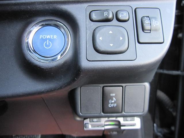 アクア Ｇブラックソフトレザーセレクション　純正ナビ　Ｂカメラ　スマートキー２個　Ａエアコン　Ｐスタート　アイドリングストップ　ソフトレザーシート　ドラレコ前後　ＢＴ接続　革巻きステアリング　純正ＡＷ　ＥＴＣ　禁煙車（28枚目）