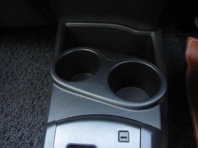 アクア Ｇブラックソフトレザーセレクション　純正ナビ　Ｂカメラ　スマートキー２個　Ａエアコン　Ｐスタート　アイドリングストップ　ソフトレザーシート　ドラレコ前後　ＢＴ接続　革巻きステアリング　純正ＡＷ　ＥＴＣ　禁煙車（34枚目）