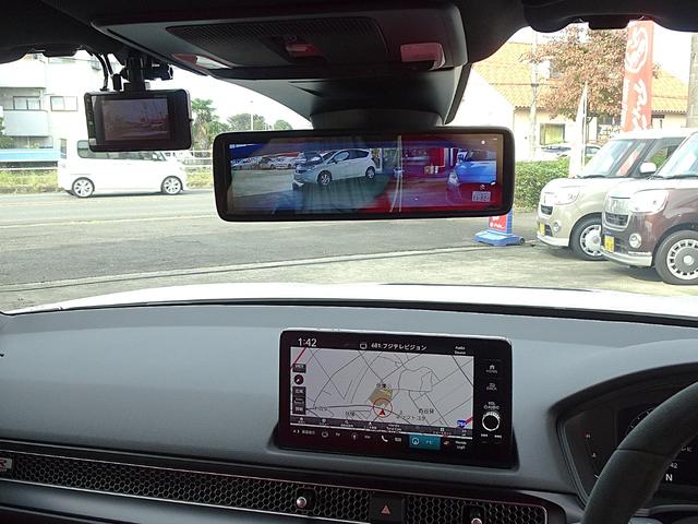 シビック タイプＲ　タイプＲ（４名）　ホンダセンシング　ドライブモードスイッチ　＋Ｒモードスイッチ　フルＬＥＤヘッドランプ　グロスブラックリアスポイラー　１９インチＡＷ　スマートキー　ホンダコネクトディスプレイ（14枚目）