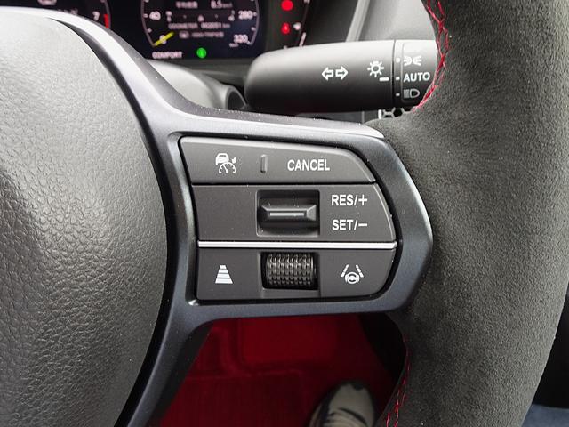 シビック タイプＲ　タイプＲ（４名）　ホンダセンシング　ドライブモードスイッチ　＋Ｒモードスイッチ　フルＬＥＤヘッドランプ　グロスブラックリアスポイラー　１９インチＡＷ　スマートキー　ホンダコネクトディスプレイ（22枚目）