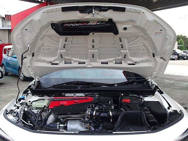 シビック タイプＲ　タイプＲ（４名）　ホンダセンシング　ドライブモードスイッチ　＋Ｒモードスイッチ　フルＬＥＤヘッドランプ　グロスブラックリアスポイラー　１９インチＡＷ　スマートキー　ホンダコネクトディスプレイ（35枚目）