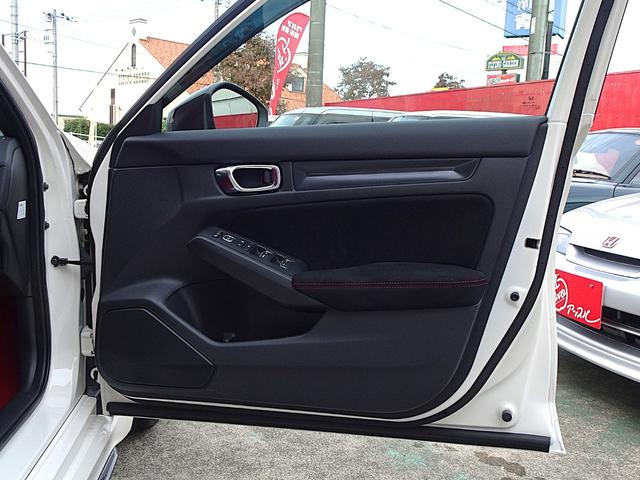 シビック タイプＲ　タイプＲ（４名）　ホンダセンシング　ドライブモードスイッチ　＋Ｒモードスイッチ　フルＬＥＤヘッドランプ　グロスブラックリアスポイラー　１９インチＡＷ　スマートキー　ホンダコネクトディスプレイ（37枚目）