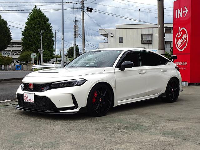 シビック タイプＲ　タイプＲ（４名）　ホンダセンシング　ドライブモードスイッチ　＋Ｒモードスイッチ　フルＬＥＤヘッドランプ　グロスブラックリアスポイラー　１９インチＡＷ　スマートキー　ホンダコネクトディスプレイ（47枚目）