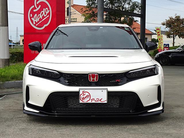 シビック タイプＲ　タイプＲ（４名）　ホンダセンシング　ドライブモードスイッチ　＋Ｒモードスイッチ　フルＬＥＤヘッドランプ　グロスブラックリアスポイラー　１９インチＡＷ　スマートキー　ホンダコネクトディスプレイ（50枚目）