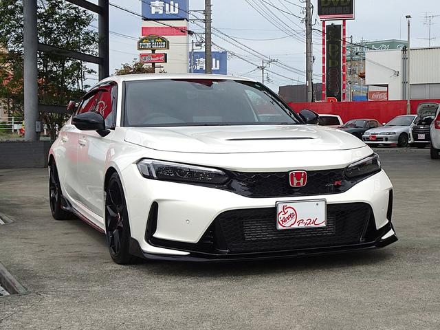 シビック タイプＲ　タイプＲ（４名）　ホンダセンシング　ドライブモードスイッチ　＋Ｒモードスイッチ　フルＬＥＤヘッドランプ　グロスブラックリアスポイラー　１９インチＡＷ　スマートキー　ホンダコネクトディスプレイ（52枚目）