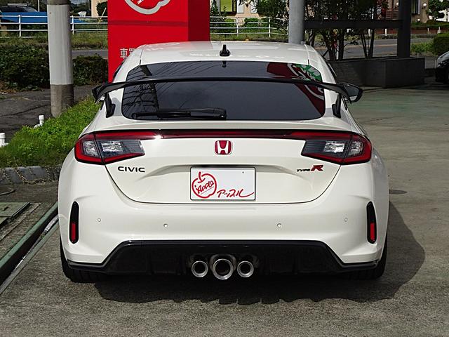 シビック タイプＲ　タイプＲ（４名）　ホンダセンシング　ドライブモードスイッチ　＋Ｒモードスイッチ　フルＬＥＤヘッドランプ　グロスブラックリアスポイラー　１９インチＡＷ　スマートキー　ホンダコネクトディスプレイ（56枚目）