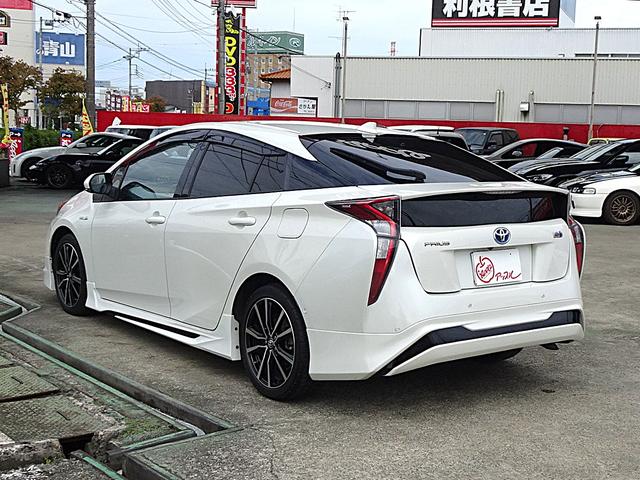 プリウス Aツーリングセレクション セーフティセンスP ブラインドスポットモニター インテリジェントクリアランスソナー LEDヘッドランプ バックカメラ モデリスタエアロ ヘッドアップディスプレイ 9型SDナビ DSZT-YC4T(5枚目)