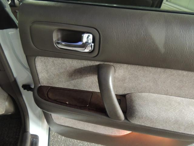 セドリック ブロアム 社外ナビ 地デジ ETC パワーシート(29枚目)