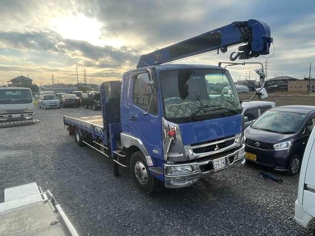 ファイター 　４トン　ワイド　４段クレーン　エアサス　修復歴無　差し違いアウトリガー　ラジコン　造りボディ　アルミブロック　カーナビ　ＥＴＣ　電動確認ミラー　メッキパーツ（6枚目）