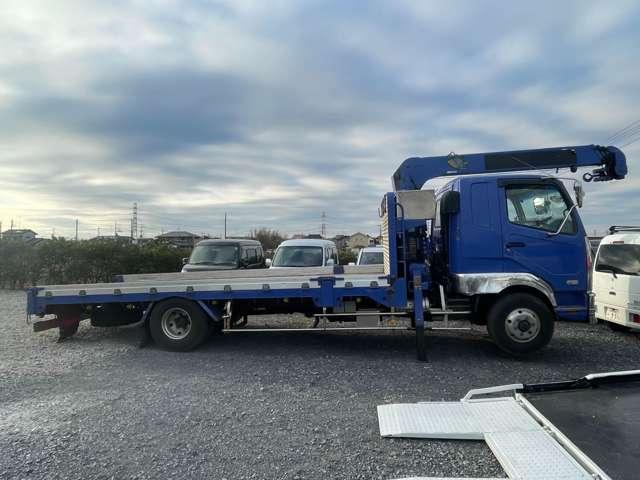 ファイター 　４トン　ワイド　４段クレーン　エアサス　修復歴無　差し違いアウトリガー　ラジコン　造りボディ　アルミブロック　カーナビ　ＥＴＣ　電動確認ミラー　メッキパーツ（7枚目）