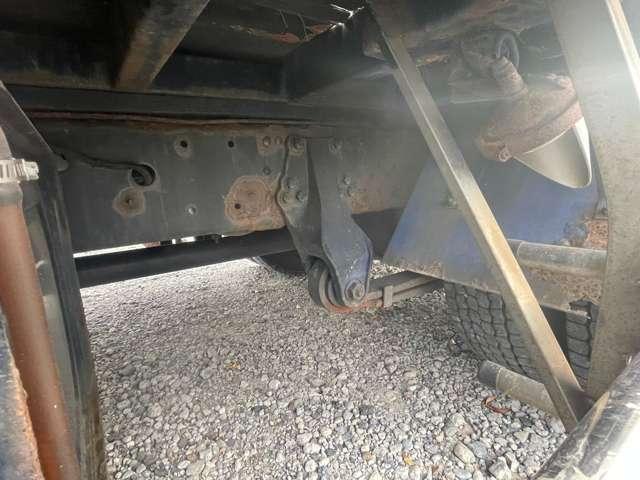 ファイター 　４トン　ワイド　４段クレーン　エアサス　修復歴無　差し違いアウトリガー　ラジコン　造りボディ　アルミブロック　カーナビ　ＥＴＣ　電動確認ミラー　メッキパーツ（21枚目）