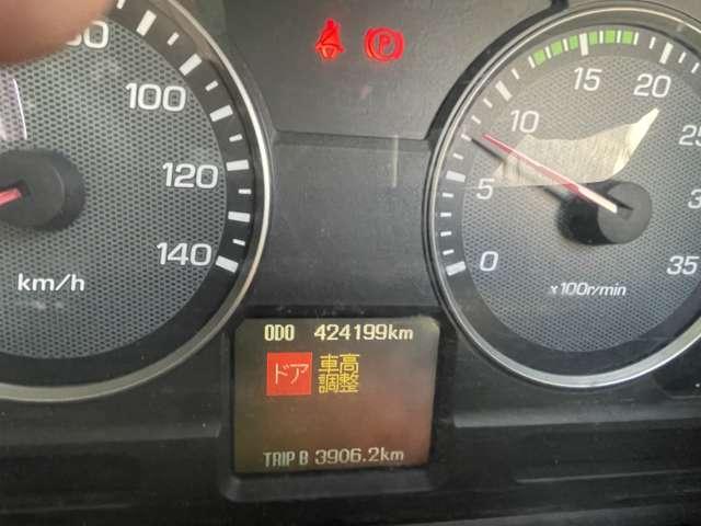 ファイター 　４トン　ワイド　４段クレーン　エアサス　修復歴無　差し違いアウトリガー　ラジコン　造りボディ　アルミブロック　カーナビ　ＥＴＣ　電動確認ミラー　メッキパーツ（35枚目）